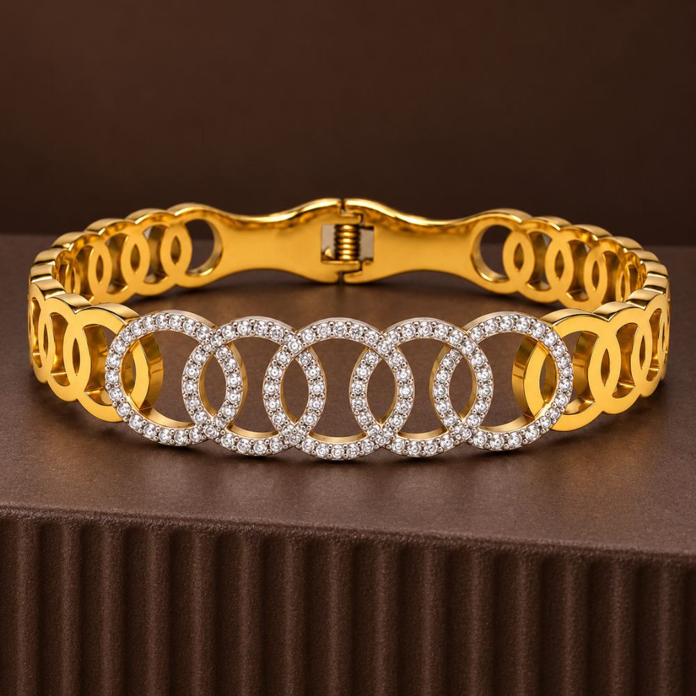 Linked Circle Gold Bracelet