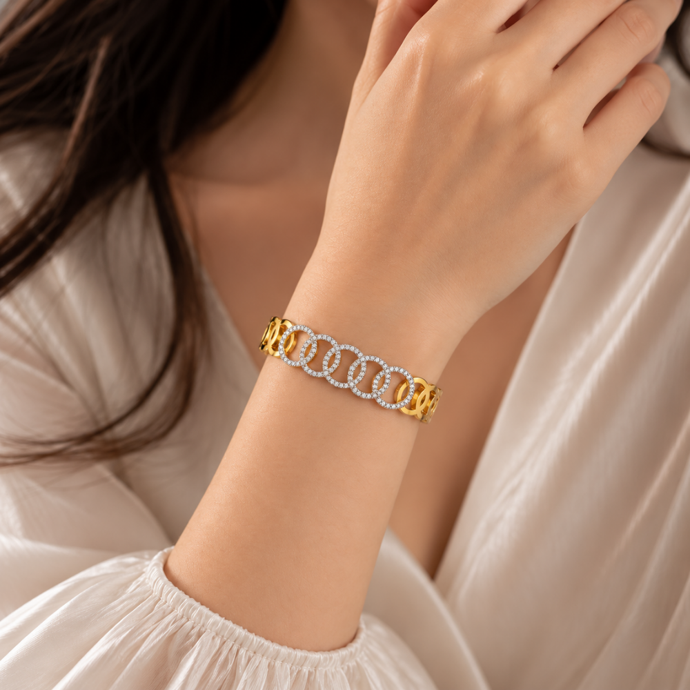 Linked Circle Gold Bracelet