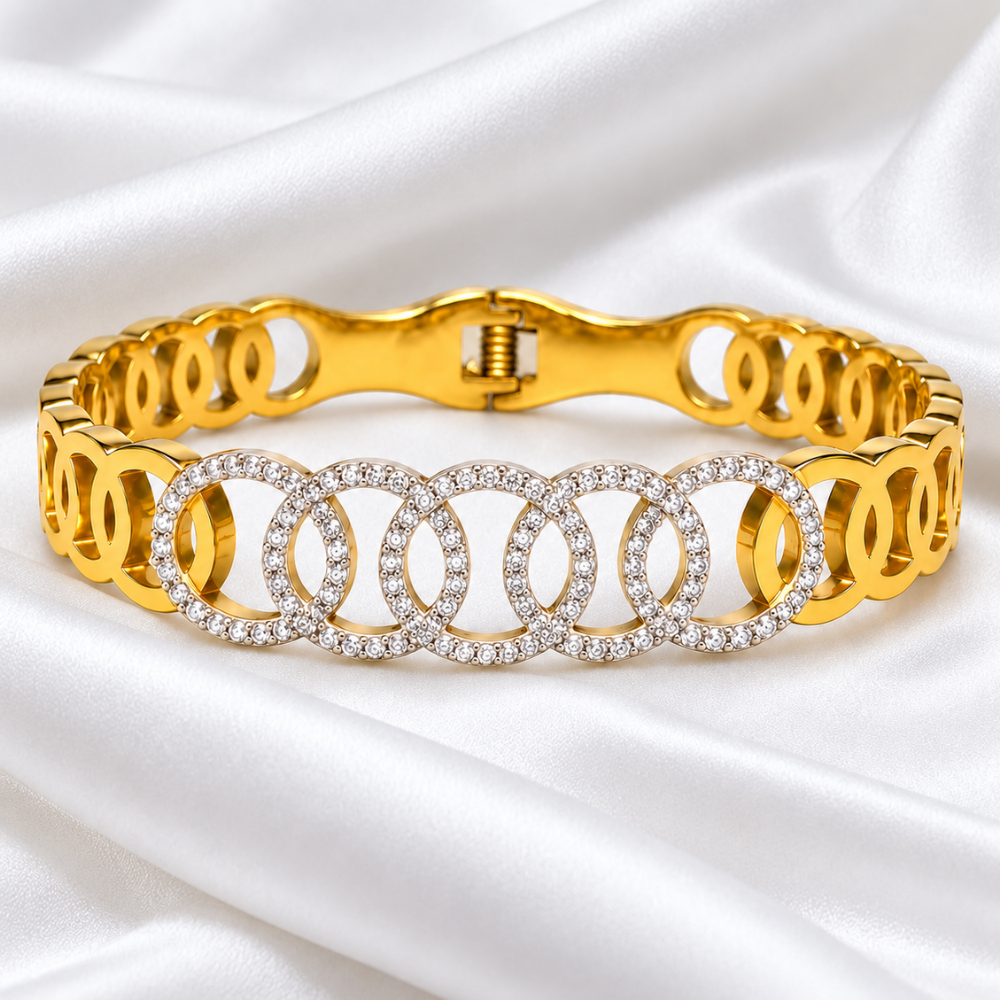 Linked Circle Gold Bracelet