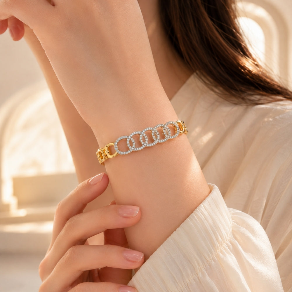 Linked Circle Gold Bracelet