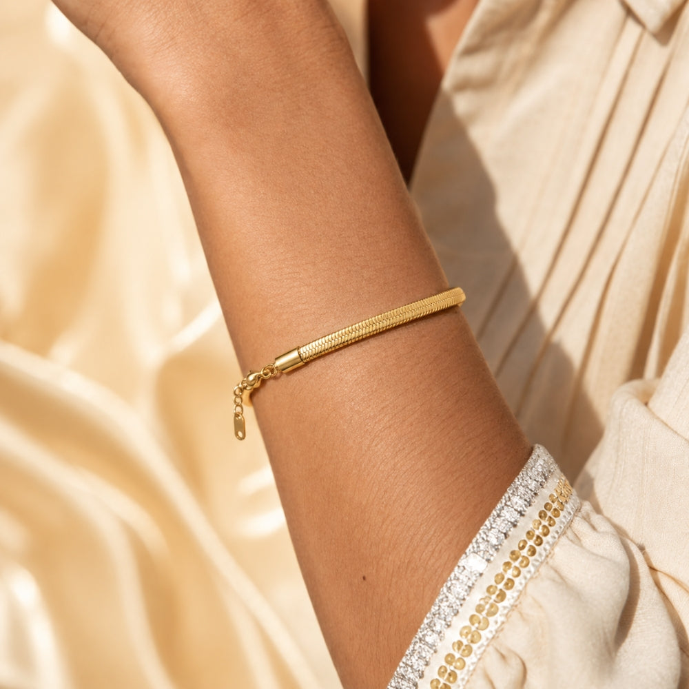 Classic Herringbone Chain Bracelet