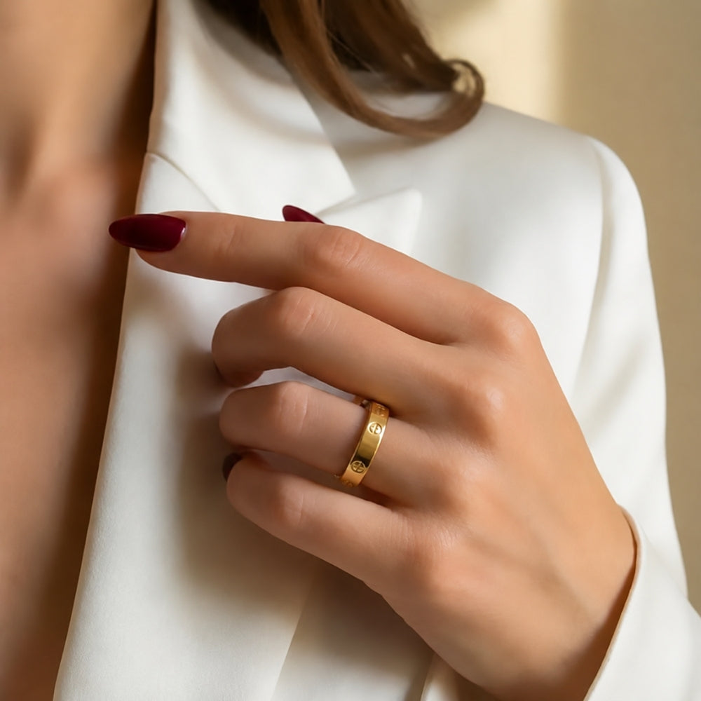 Screw Detail Gold Band Ring